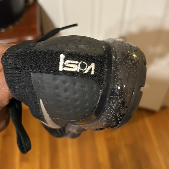 Like new Nikes black size 8 - Picture 4 of 4